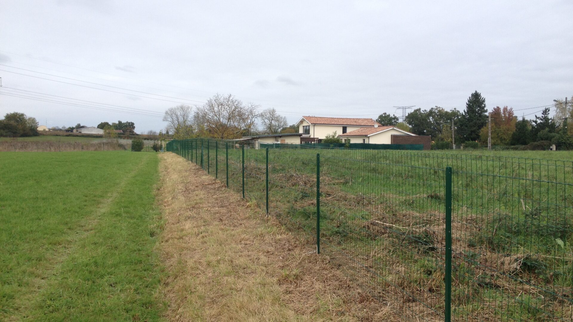 Clôture acier sur mesure — Gironde n°3 - photo 1 - Ludovic Lecourt, metallier Bordeaux Gironde